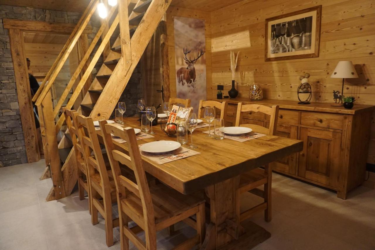 Le Chamois, Chez Le Charpentier D'Antan, La Chaleur Du Bois, Le Calme De La Campagne Lägenhet Epagny Metz-Tessy Exteriör bild